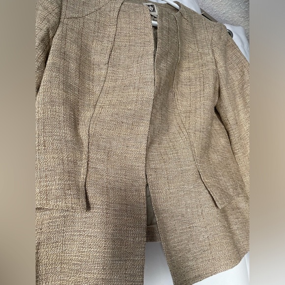 Anne Klein Tweed light Tan Blazer size10 gold zippers, front clasps NWOT - Picture 6 of 8